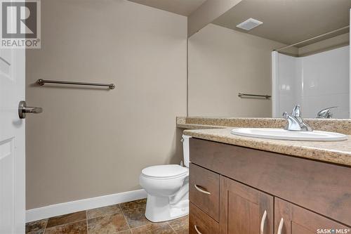 213 2341 Windsor Park Road, Regina, SK - Indoor Photo Showing Bathroom