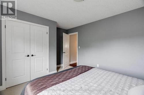 6637 Upper Canada Crossing, London, ON - Indoor Photo Showing Bedroom