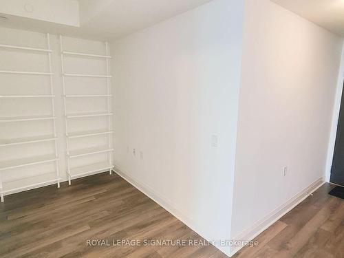 706-15 Zorra St, Toronto, ON - Indoor Photo Showing Other Room