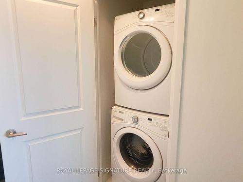 706-15 Zorra St, Toronto, ON - Indoor Photo Showing Laundry Room