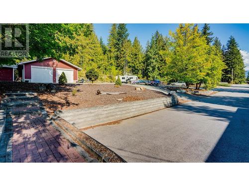 339 Coach Road, Sicamous, BC - Outdoor