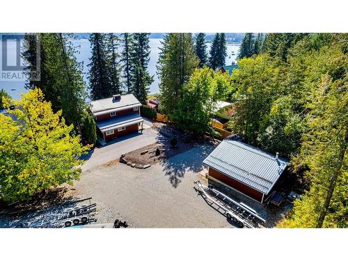 339 Coach Road, Sicamous, BC - Outdoor