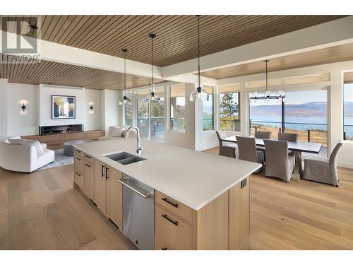 5650 The Edge Place Unit# 110, Kelowna, BC - Indoor Photo Showing Kitchen With Double Sink