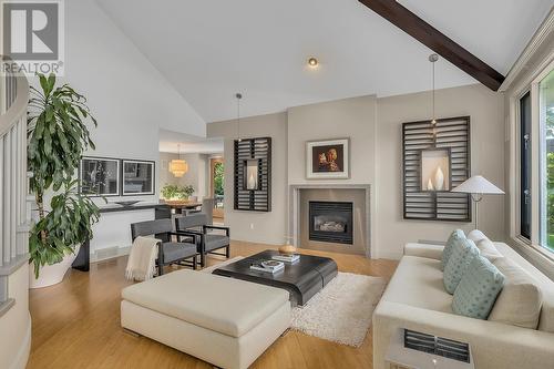 469 Carona Crescent, Kelowna, BC - Indoor Photo Showing Living Room With Fireplace