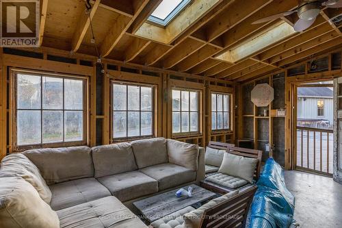 66 Auburn Street, Peterborough (Ashburnham), ON - Indoor Photo Showing Living Room