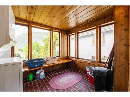 715 Kokanee Avenue, Nelson, BC - Indoor Photo Showing Other Room