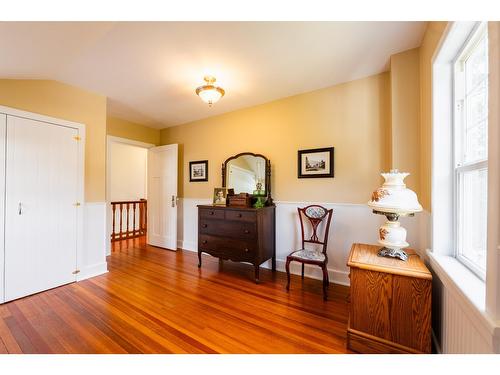 715 Kokanee Avenue, Nelson, BC - Indoor