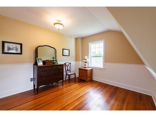 715 Kokanee Avenue, Nelson, BC - Indoor