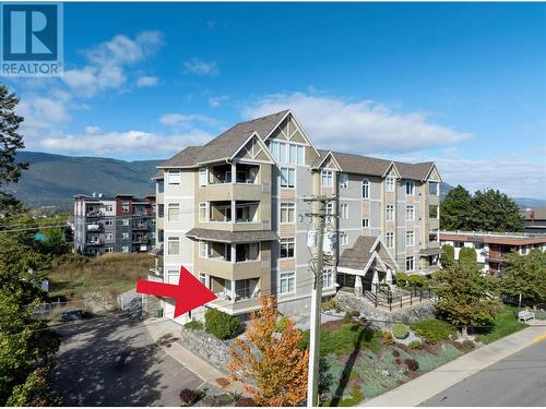 611 Shuswap Street Sw Unit# 103, Salmon Arm, BC - Outdoor