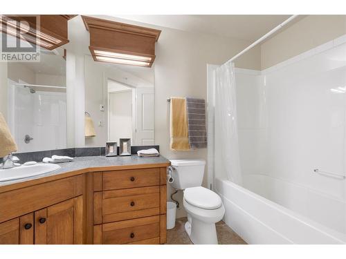 611 Shuswap Street Sw Unit# 103, Salmon Arm, BC - Indoor Photo Showing Bathroom