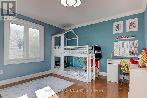 519 Highcliffe Drive, Vaughan, ON - Indoor Photo Showing Bedroom With Fireplace