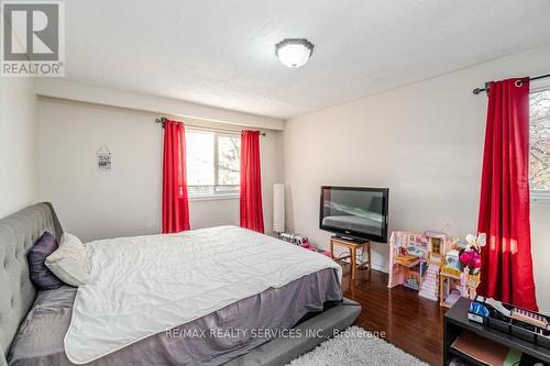 13 Weybridge Trail, Brampton, ON - Indoor Photo Showing Bedroom