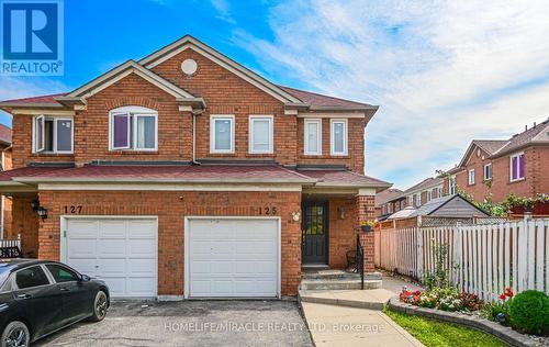 125 Oatfield Road, Brampton, ON - Outdoor With Facade