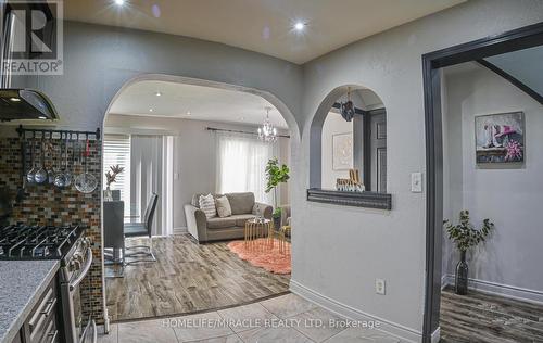 125 Oatfield Road, Brampton, ON - Indoor Photo Showing Other Room