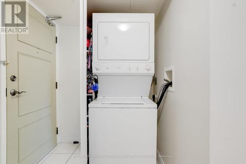 707 - 3 Marine Parade Drive, Toronto, ON - Indoor Photo Showing Laundry Room