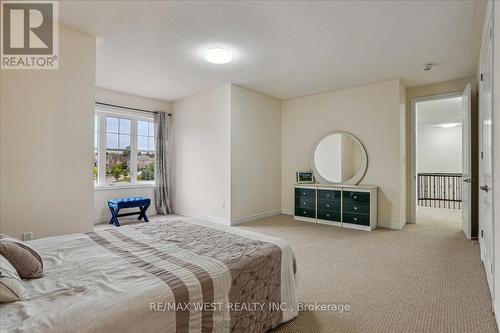 33 Ashcreek Drive, Brampton, ON - Indoor Photo Showing Bedroom