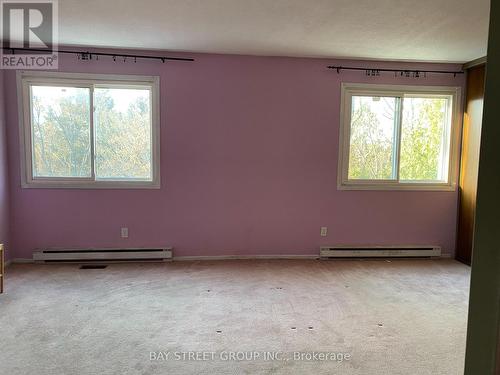 2549 Flannery Drive, Ottawa, ON - Indoor Photo Showing Other Room