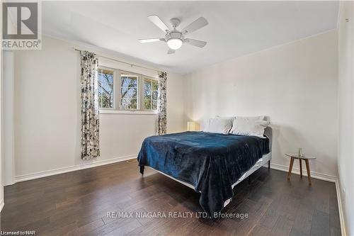 375 Mississauga Street, Niagara-On-The-Lake, ON - Indoor Photo Showing Bedroom