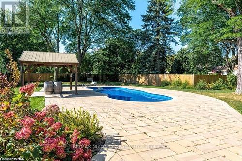 375 Mississauga Street, Niagara-On-The-Lake, ON - Outdoor With In Ground Pool With Deck Patio Veranda With Backyard