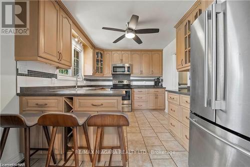 375 Mississauga Street, Niagara-On-The-Lake, ON - Indoor Photo Showing Kitchen