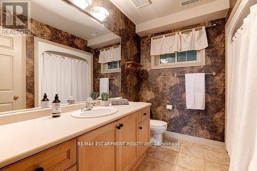 4127 Walcot Court, Lincoln, ON - Indoor Photo Showing Bathroom