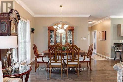 4127 Walcot Court, Lincoln, ON - Indoor Photo Showing Dining Room