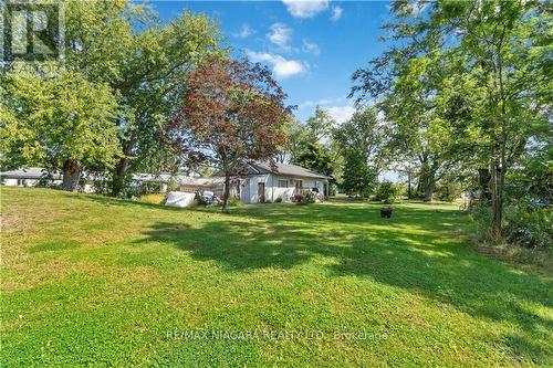 10675 Niagara Parkway, Niagara Falls, ON - Outdoor