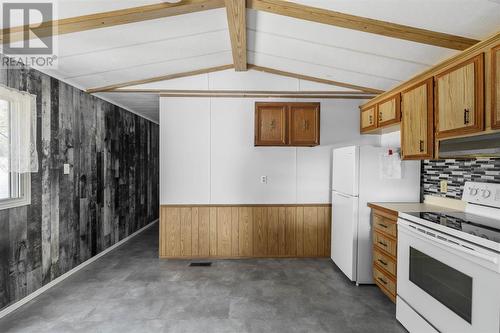 11 Laird St, Bruce Mines, ON - Indoor Photo Showing Kitchen