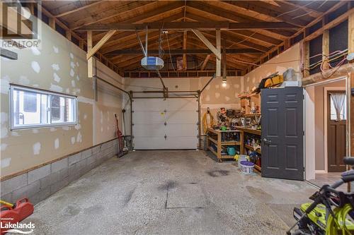 1892 Warminster Sideroad, Oro-Medonte, ON - Indoor Photo Showing Garage