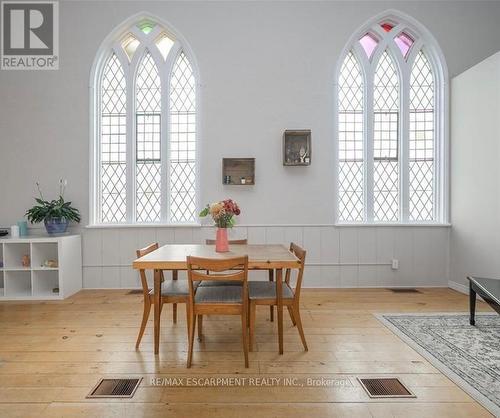 3318 Dundas Street, Burlington, ON - Indoor Photo Showing Dining Room