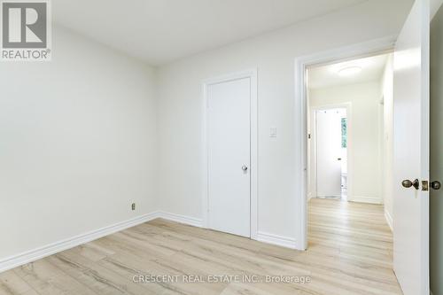 1298 Lewisham Drive, Mississauga, ON - Indoor Photo Showing Bedroom