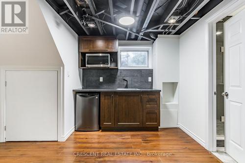 1298 Lewisham Drive, Mississauga, ON - Indoor Photo Showing Laundry Room