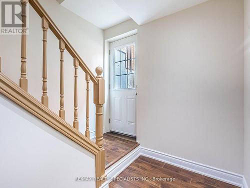 109 Farthingale Crescent, Brampton, ON - Indoor Photo Showing Other Room