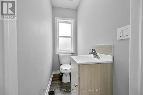 210 Queen Street S, Norfolk, ON - Indoor Photo Showing Bathroom