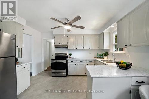 3318 Acala Crescent, Mississauga, ON - Indoor Photo Showing Kitchen With Stainless Steel Kitchen With Double Sink