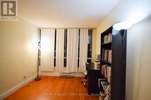 1811 - 155 Hillcrest Avenue, Mississauga, ON - Indoor Photo Showing Other Room