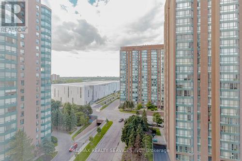 1811 - 155 Hillcrest Avenue, Mississauga, ON - Outdoor With Facade