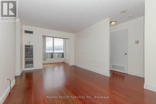 1811 - 155 Hillcrest Avenue, Mississauga, ON - Indoor Photo Showing Other Room