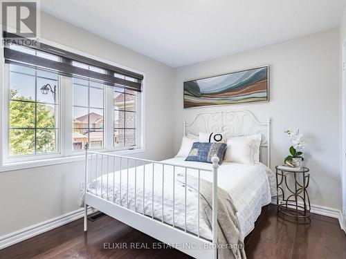 5 Tawnberry Circle, Brampton, ON - Indoor Photo Showing Bedroom