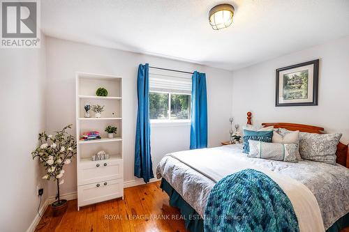 4 Shelley Drive, Kawartha Lakes (Little Britain), ON - Indoor Photo Showing Bedroom