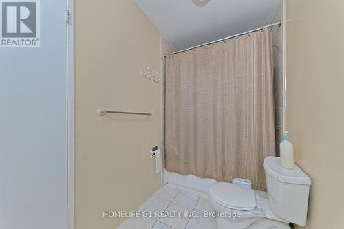 1039 - 100 Mornelle Court, Toronto, ON - Indoor Photo Showing Bathroom