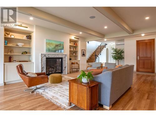 886 Lighthouse Landing, Summerland, BC - Indoor Photo Showing Living Room With Fireplace