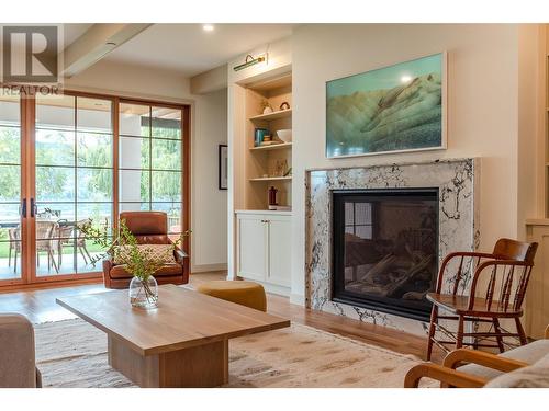 886 Lighthouse Landing, Summerland, BC - Indoor Photo Showing Living Room With Fireplace