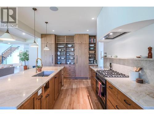 886 Lighthouse Landing, Summerland, BC - Indoor Photo Showing Kitchen With Upgraded Kitchen