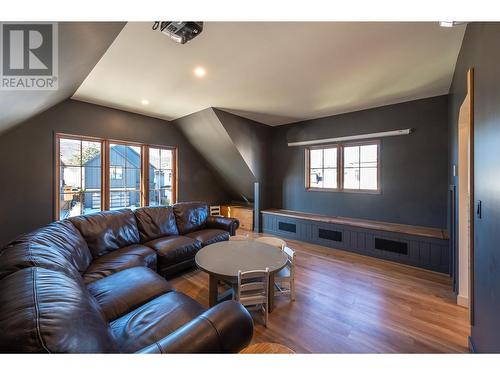 886 Lighthouse Landing, Summerland, BC - Indoor Photo Showing Living Room