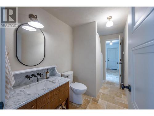 886 Lighthouse Landing, Summerland, BC - Indoor Photo Showing Bathroom