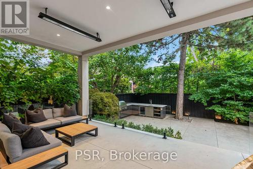 5 Dewbourne Avenue, Toronto, ON - Outdoor