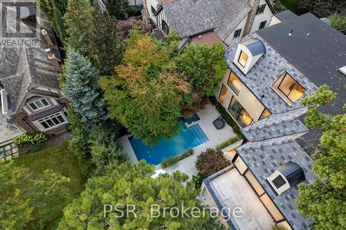 5 Dewbourne Avenue, Toronto, ON - Outdoor