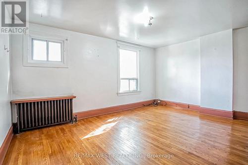 10 Afton Avenue, Toronto, ON - Indoor Photo Showing Other Room