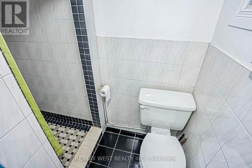 10 Afton Avenue, Toronto, ON - Indoor Photo Showing Bathroom